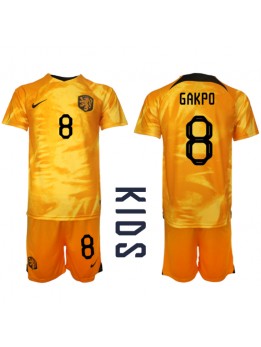 Nederländerna Cody Gakpo #8 Replika Hemmakläder Barn VM 2022 Kortärmad (+ byxor)